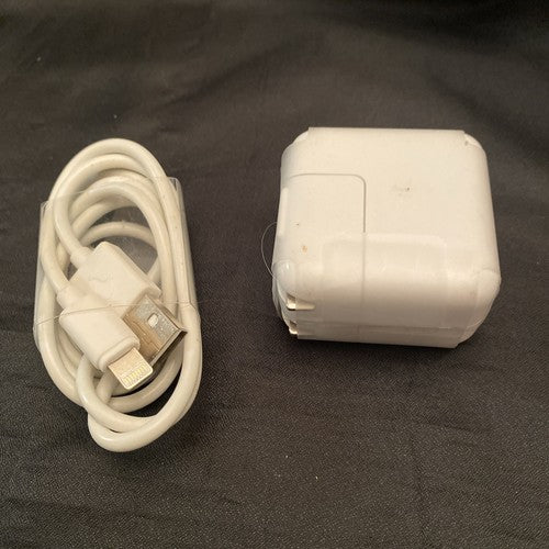 Faster FC-903 Fast Charger with iPhone Lightning Cable