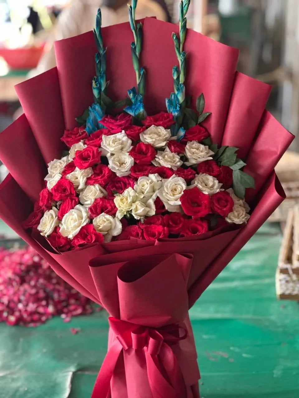Local Red Rose - Flower Material (Height 40 Width 2 / With Available Floral Materials) 1 Unit